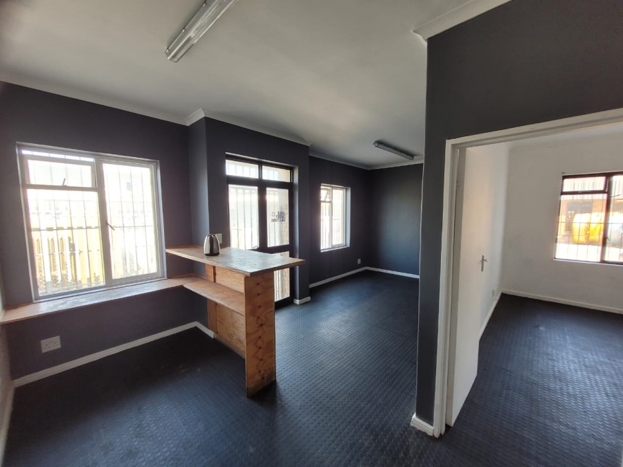 To Let Commercial Property for Rent in Montague Gardens Western Cape